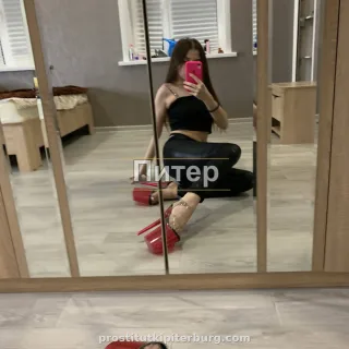 Катрин — проститутка у метро Маяковская