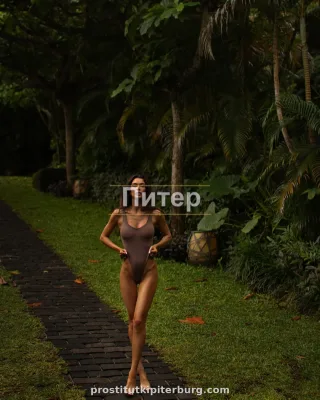 Лена — проститутка у метро Пролетарская
