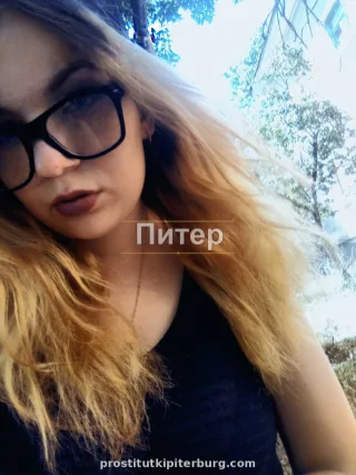 Регина — проститутка у метро Бухарестская