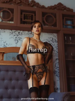 Люда — проститутка у метро Звёздная