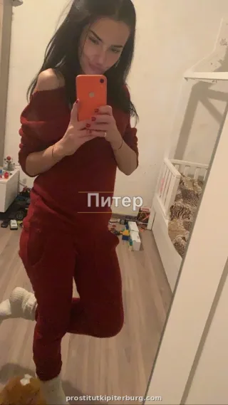 Грета — проститутка у метро Чёрная речка