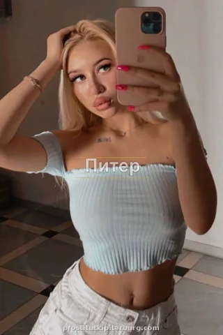 🎥 Настя — проститутка у метро Балтийская